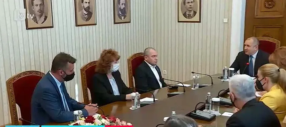 ИТН: Бяхме предадени! Радев: Трудни диалози