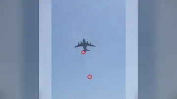 Ужас! Загинали в Кабул от излитащ самолет