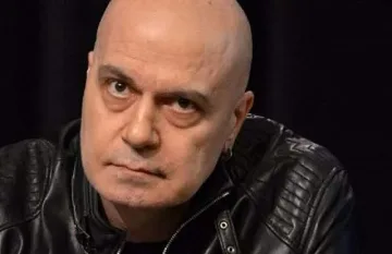 Слави: Искат да смачкат Петър Илиев, респективно да уязвят мен