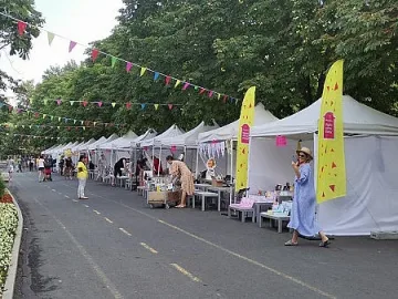 Започна бургаският фестивал "С книга на плажа"