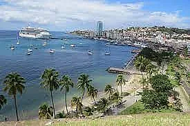 Гонят туристите от остров Мартиника заради ковид