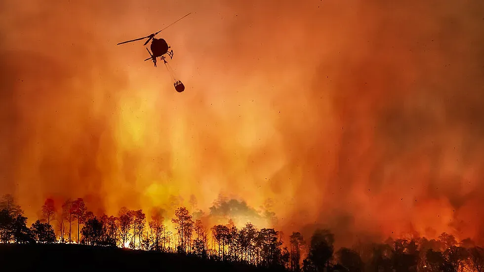 Путин изпраща още самолети за гасене на пожари в Гърция