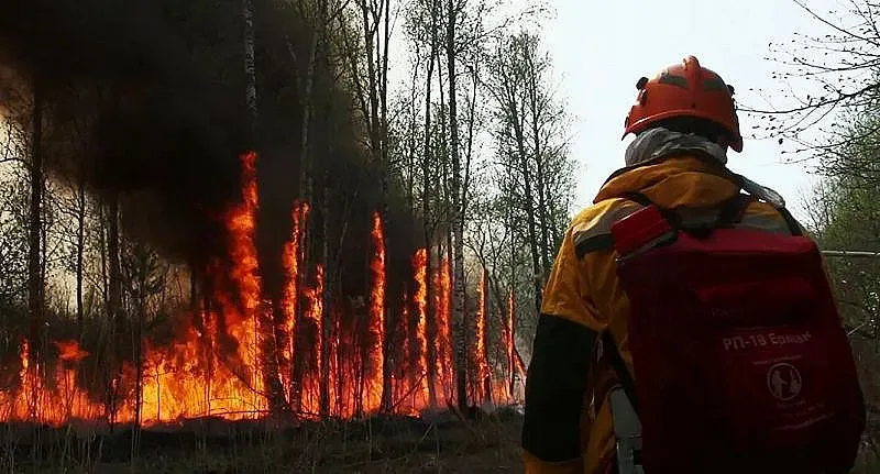 Пожар в Русия може да донесе ядрена катастрофа