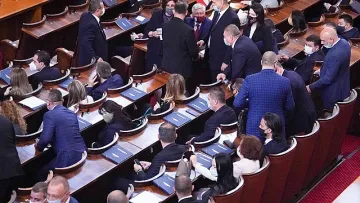 На бизнеса му писна  от политически игри