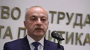Държавата дава помощ на пострадалите от пожара в Старосел