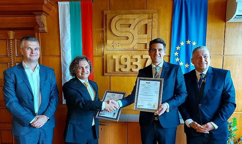 Летище София се похвали със сертификат за качество и екология