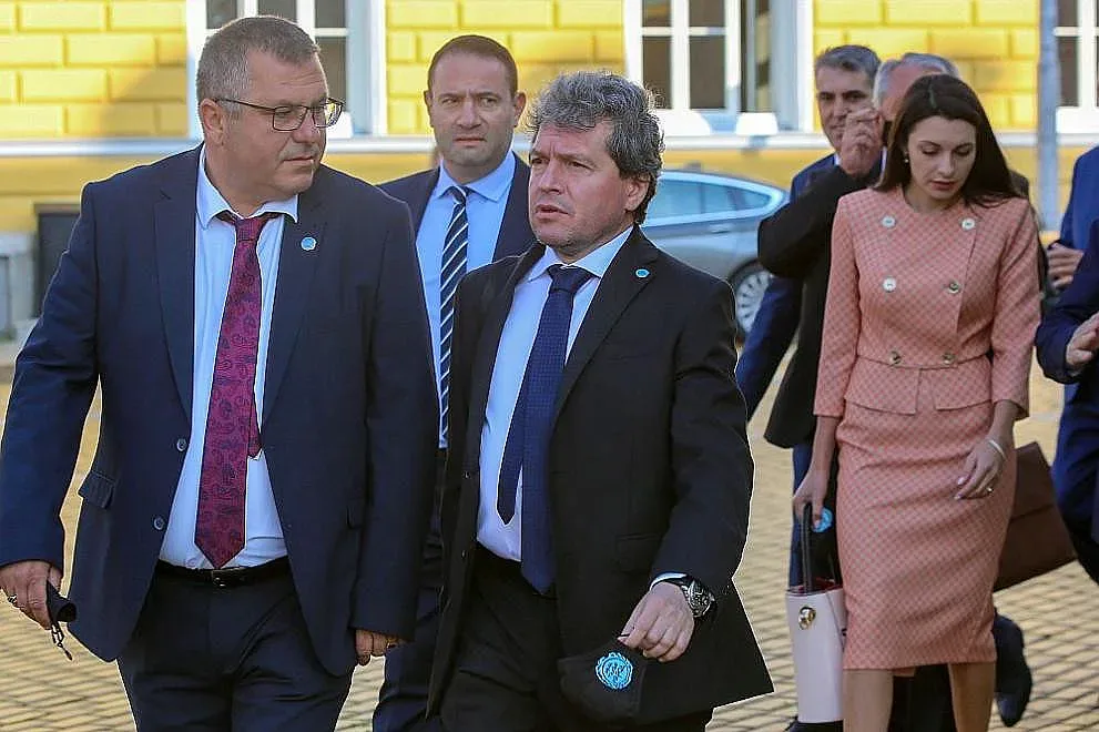 ИТН на първа среща с "Изправи се, БГ". Харесвам ги, каза Бабикян