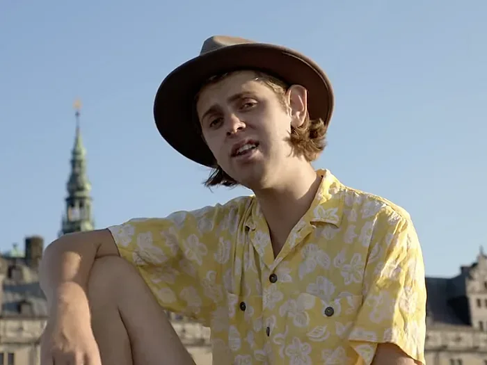 Инфлуенсър падна от скала заради селфи