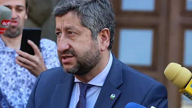 Христо Иванов пренави пружината