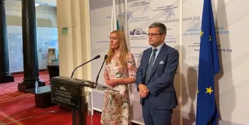 Скандал. Рашков питал директори за кого са гласували?