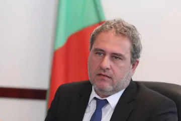 Жега при Банов! Цацаров подхвана къщата му в Копривщица