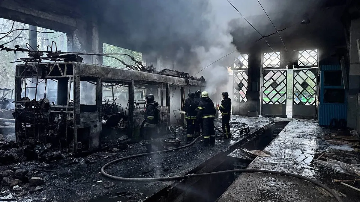 Русия изсипа дроновете над Харков. Пожари в целия град