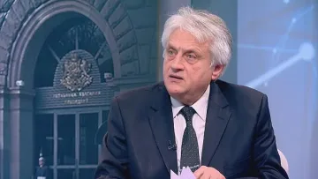 Остава ли Рашков министър