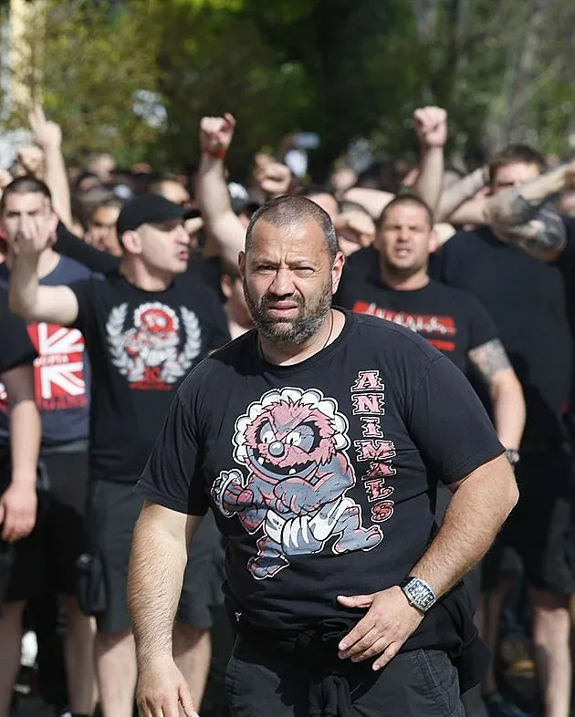 Тартор на феновете: Има огромна измама със Стоилов!