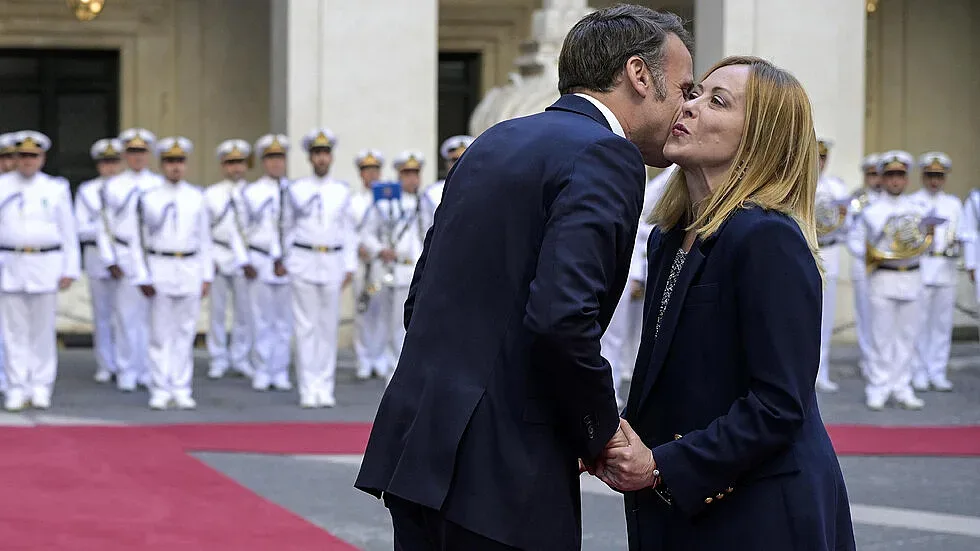 Макрон на среща при Мелони. Какво обсъждат