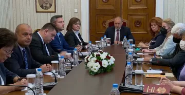 Радев към БСП: От вас зависи широката подкрепа за кабинет /ВИДЕО/