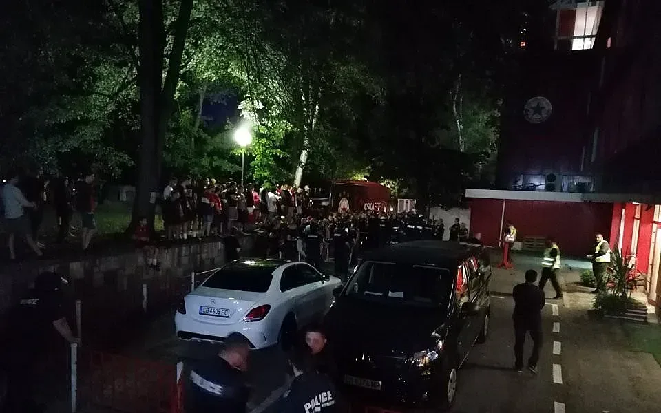 Шок! Биха и плюха директор на ЦСКА