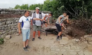 Откриха сребърна монета на цар Иван Шишман /Фото/