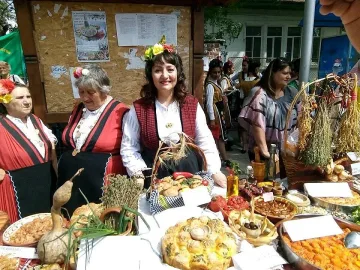Празникът на шарената сол се завръща