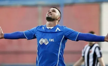 Божинов разкри защо остана в Левски