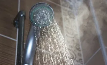 Перничани остават без топла вода повече от месец