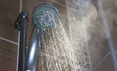 Перничани остават без топла вода повече от месец