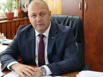 Голямото завръщане: Знаков кмет минава в семейството на "ДПС - Ново начало"
