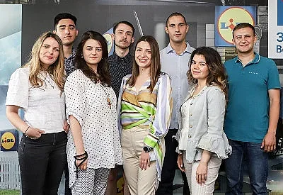 БГ студенти от Европа и страната са свежите попълнения в Lidl