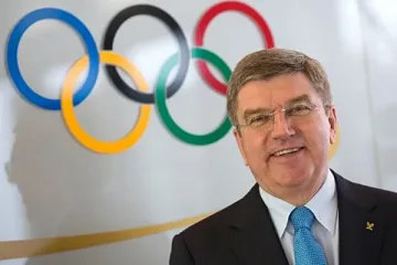 Гаф. Шефът на МОК обърка японците с китайци