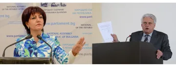 Лют скандал Рашков - Караянчева. Хвърчат искри