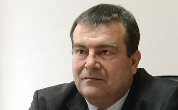 Нови разкрития! Здравни поръчки на тройни цени