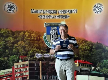 78-годишен записа право във Велико Търново