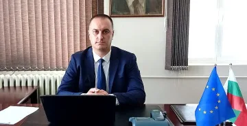 Стратев, БАБХ: Продажбата на сладолед ще е под контрол цяло лято