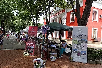 Тракийски университет участва във Фестивала на лавандулата