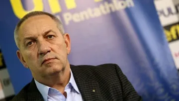 Министър разказа за коледните подаръци на Кралев