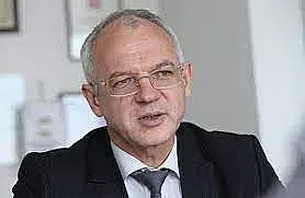 Велев: 250 ВЕЦ-а може да затворят, токът ще поскъпне