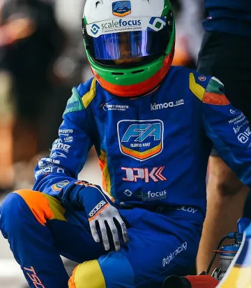 Никола Цолов – най-бързият пилот с Фернандо Алонсо Карт