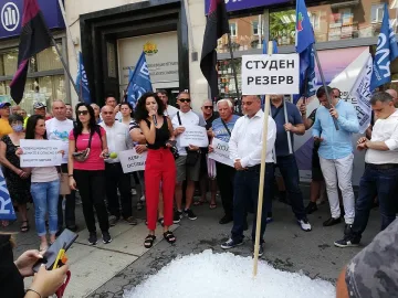 БЪЛГАРСКИТЕ ПАТРИОТИ: Само ние защитаваме хората от монополите