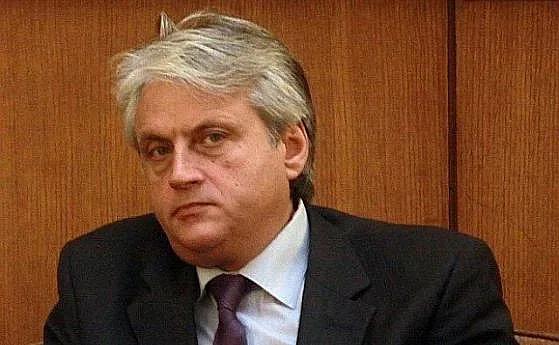 Рашков закова бивш МВР-шеф за вот на 15 000 македонци