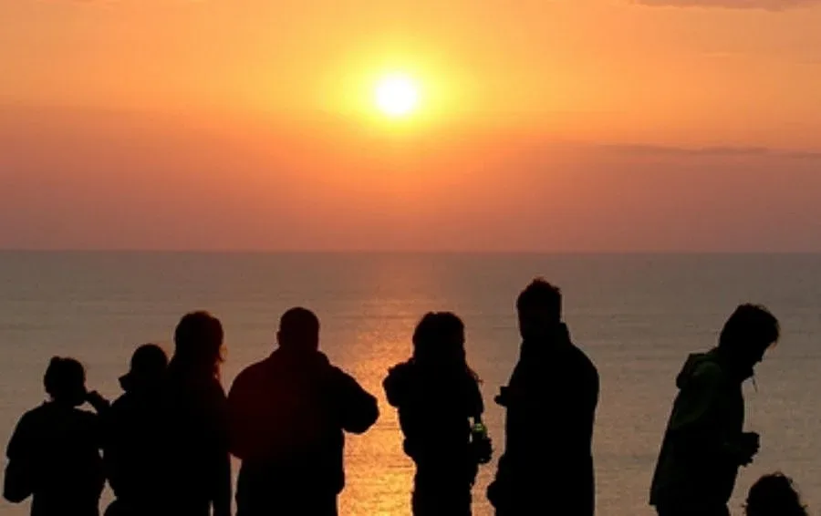 Посрещнаха Джулая на паметника Шипка