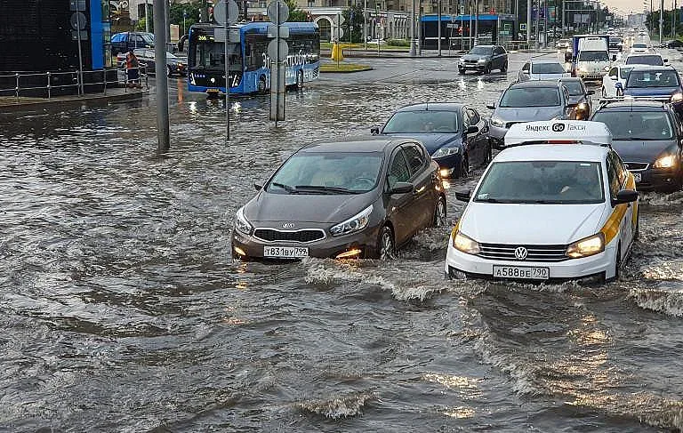 Апокалипсис в Москва! Руснаците се шашнаха