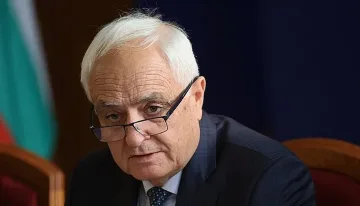 Министърът на отбраната обяви кога е краят на МиГ-овете