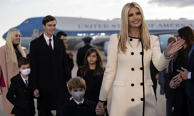 Иванка Тръмп обърна гръб на баща си