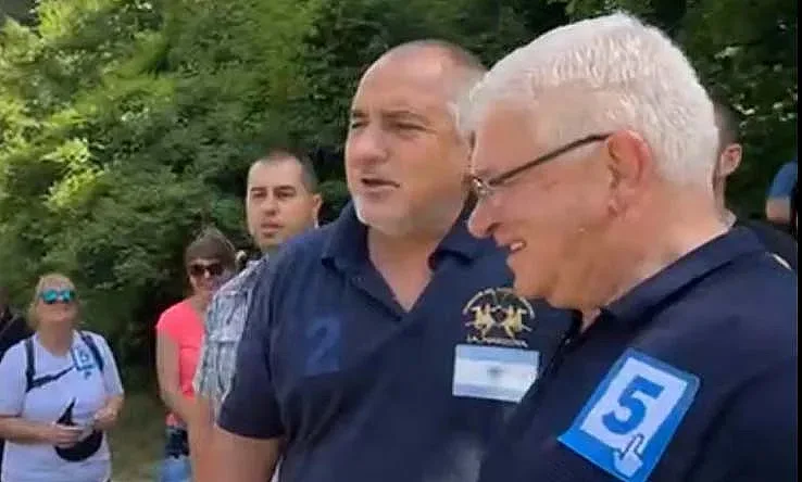 Борисов разказва приказки за министри и пита: Защо ни чегъртате?