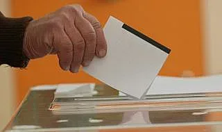 Почиващите у нас няма да гласуват без настоящ адрес