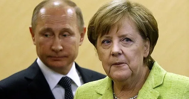Какво си казаха Путин и Меркел по телефона