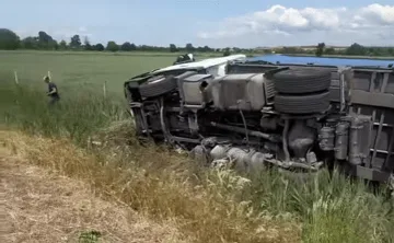 Потресаваща катастрофа с тир и косачка. Връзката с АПИ