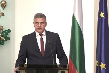 Премиерът към МВР: Работете за хората, не за политиците