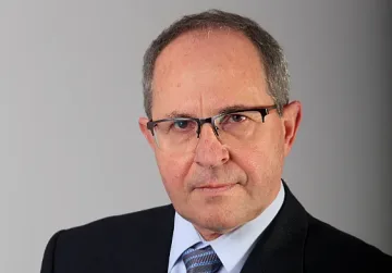 Ал.Грозданов: Образователната система е огледало на кривиците