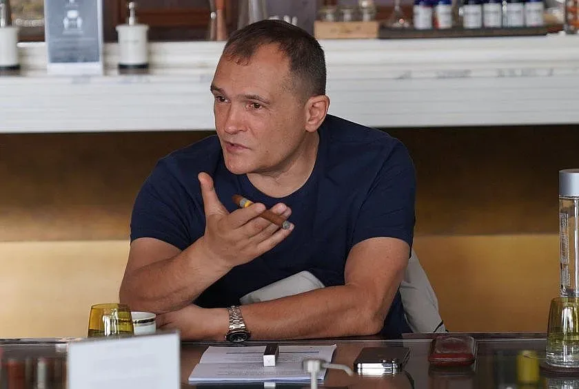 СГС нареди - отпушва фирма на Божков